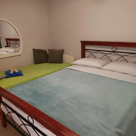 Family Apartment *